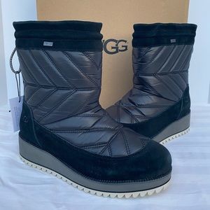 New UGG Black Beck Boots Style 1095146 Waterproof